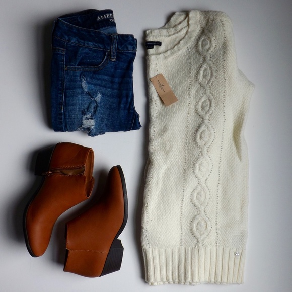 White American Eagle Sweater - Picture 2 of 8